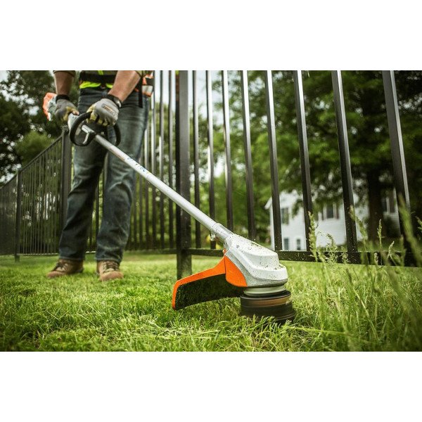 Débroussailleuse à batterie FSA90R STIHL nue – Image 3