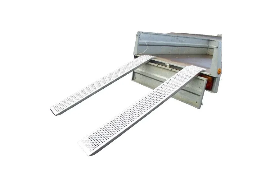 2 rampes de montée aluminium 250 cm / 1000 kg